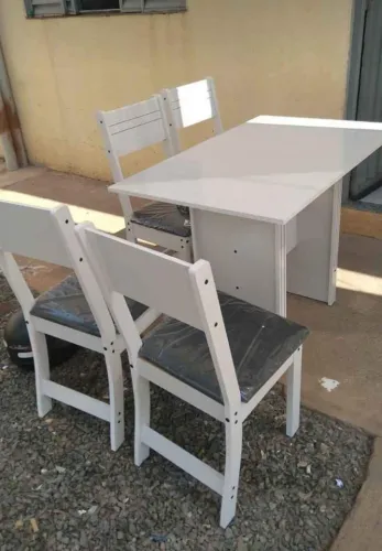Mesa de Jantar 4 Cadeiras Tampo de MDF (Novo) Entrega Grátis!