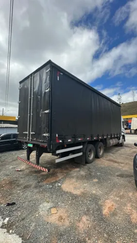 Baú Sayder  pra truck Marca  Nostra Ano 2012  59  m³