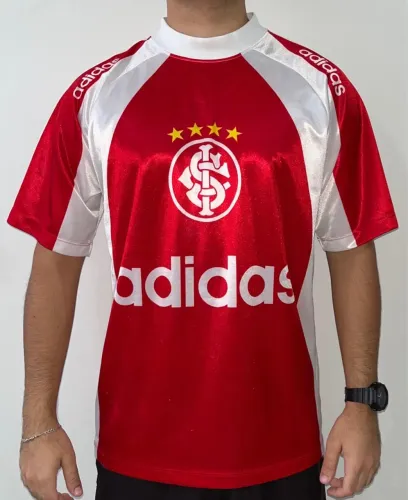 Camisa internacional rara 