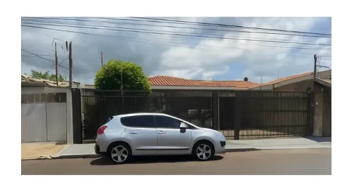 Casa Térrea à Venda - Localização, Pronta para Morar! Rua 15, Vila Nery - São Carlos/SP