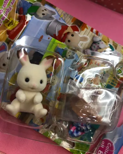 Sylvanian Families blind bag coelha chocolate "baby builders series"