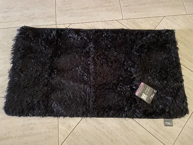 Tapete preto de pelúcia NOVO