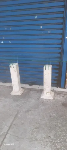 Aparador com bases em Mármore Ma