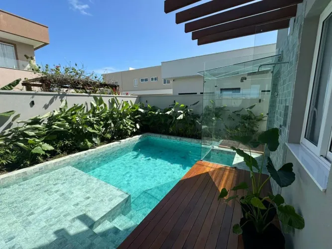 Casa com piscina e vista espetacular