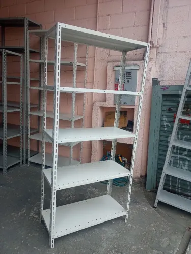 Prateleiras estante industrial 2.00 x 92 x 42 com 05 bandeja chapa 22 pesada usada 