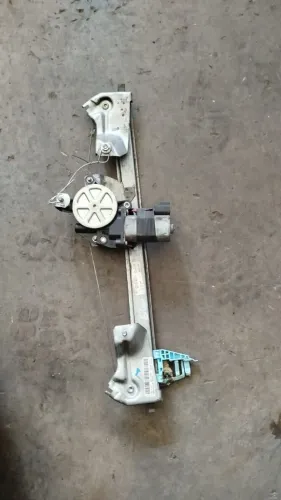 Máquina de vidro trás direito Grand Siena