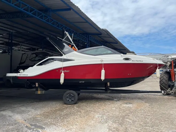 _Focker 272 GTC Black Edition _*<br>Motor: 6.2 L 300 HP MerCruiser<br>Ano: 2020 <br>Modelo: 2021