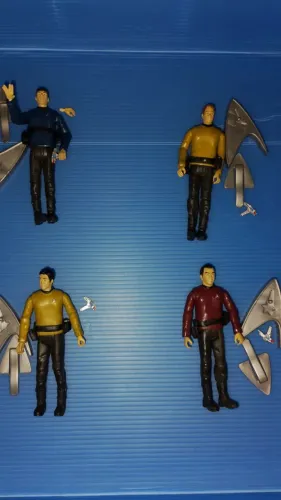 PACK "STAR TREK MOVIE". 4 ACTIONS DE 3,75?