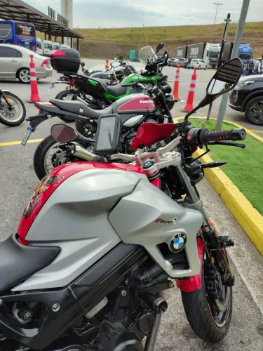 Moto top impecável.