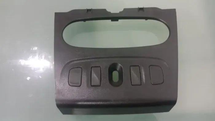 MOLDURA DE AR CONDICIONADO LOGAN/SANDERO 2015/20 ORIGINAL