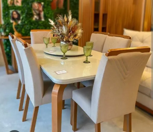 Maravilhosa mesa em promoção com 6 cadeiras!! Tampo com vidro