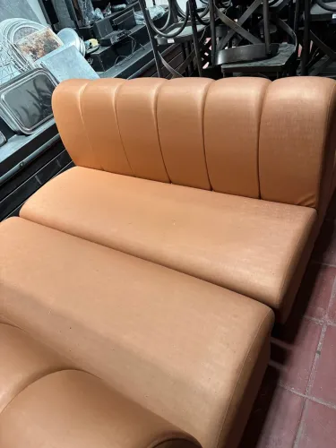 SOFÁ PARA RESTAURANTE