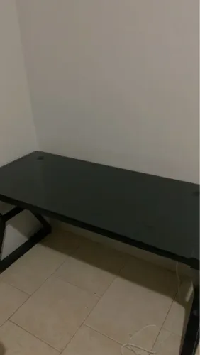 Mesa Gamer com Tampo de Vidro - Preta