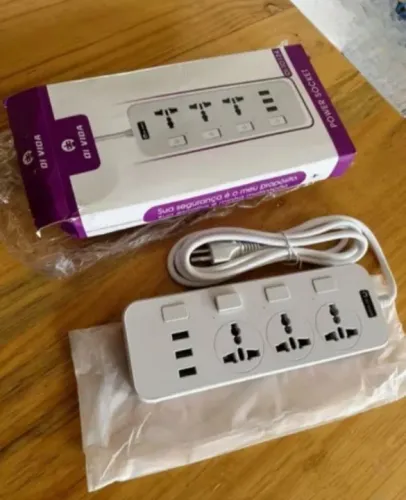 Extensão Elétrica 3 Entradas Universais E 3 USB Prática Com Botão De ControleI Individual