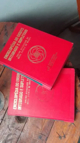 Livros antigos,novos e usados.