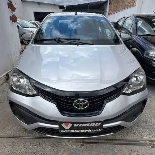 Etios Plus Sedan 1.5 Automático  2020