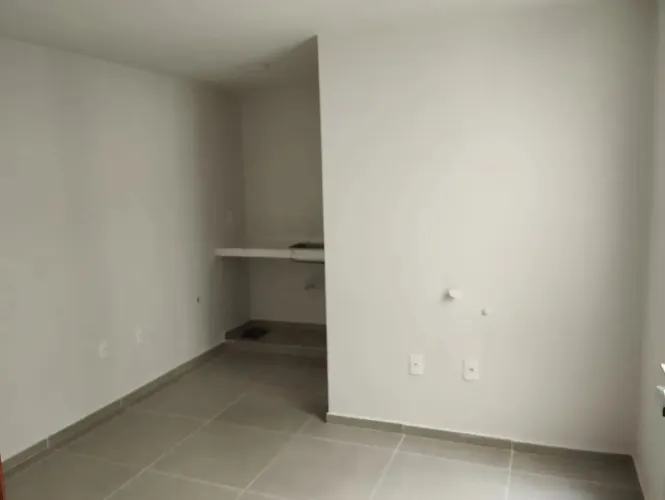 Apartamento conjugado (15 m²) na Glória