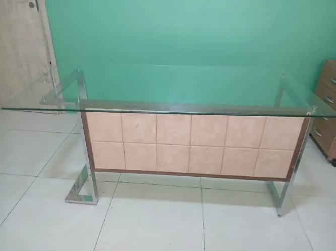 Mesa para escritório tampo de vidro 