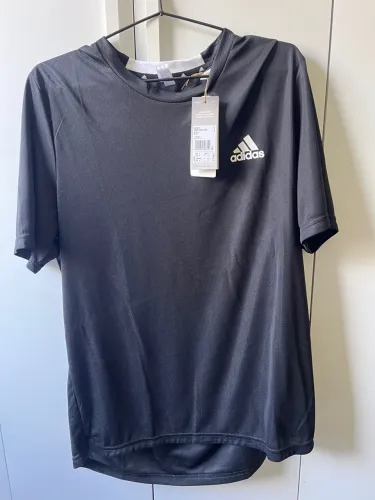 Camiseta Adidas Performance Preta
