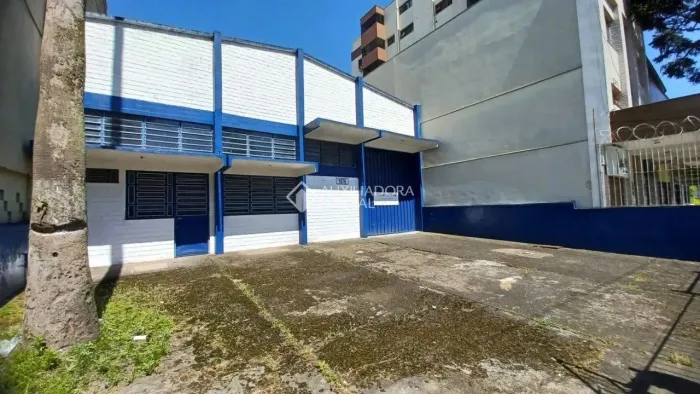 Pavilhão , Sala de Reunião, 3 Banheiros