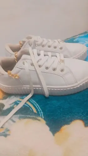 Tênis feminino