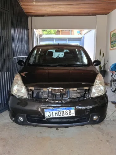 Nissan Livina S 1.6 16V Flex Fuel Mec. 2010