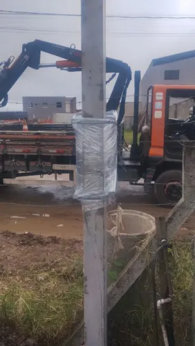 Vendo poste padrão Copel 