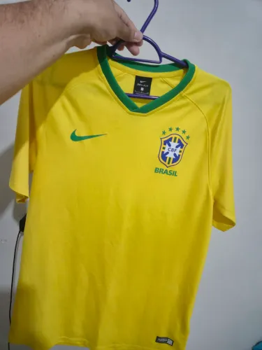 Camisa Nike Brasil Tamanho P