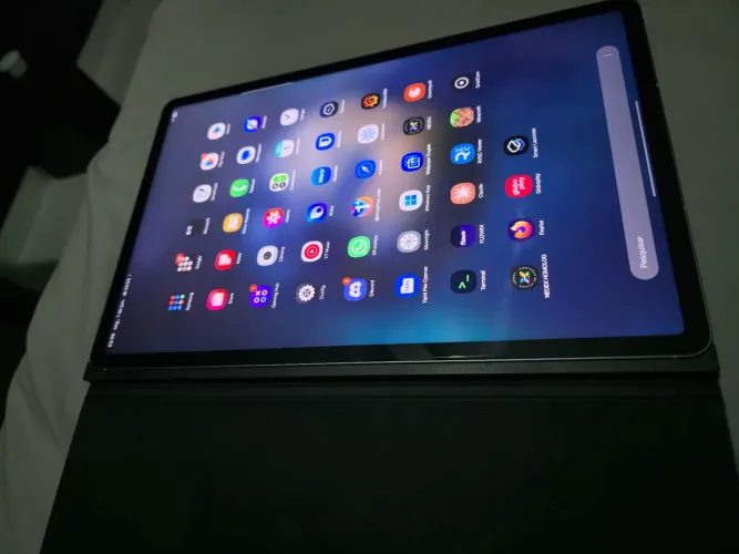 Samsung tablet S10 Fe Plus