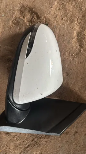 RETROVISOR DIREITO ELÉTRICO HB20
