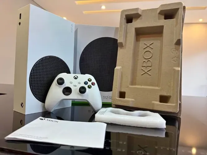 Xbox Series S - Em estado de novo + Controle Original - SSD 512GB