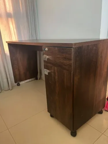MESA DE ESCRITÓRIO
