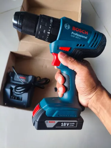 FURADEIRA PARAFUSADEIRA BOSCH