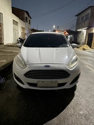 Ford Fiesta Sedan SE 1.6 16V Flex 4P 2014