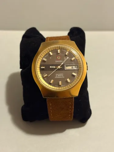 Omega Electronic F300hz chronometer