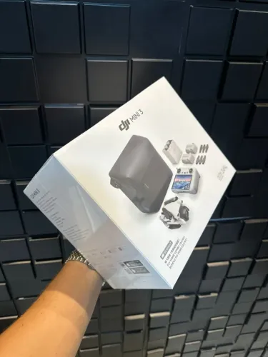 Dji Mini 3 Combo Completo Lacrado com  Garantia]
