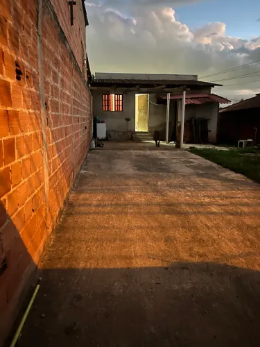 OPORTUNIDADE ÚNICA! Terreno com construção - R$ 130.000