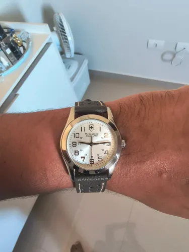 Relógio Victorinox Alliance quartz