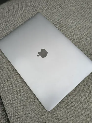 MacBook Air M1 2020