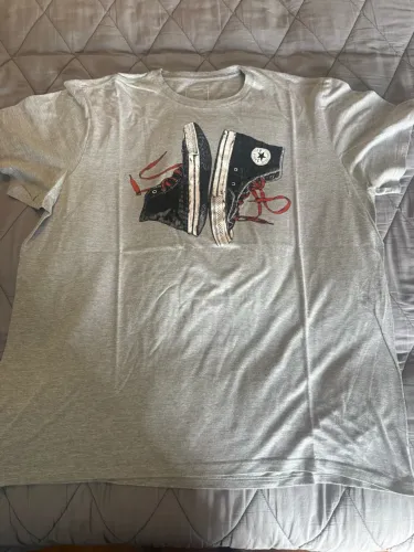 camiseta Converse
