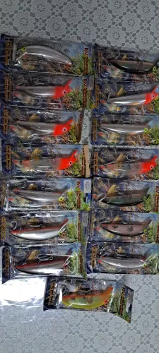 15 iscas  artificiais Kv original  para tucunare - Lote