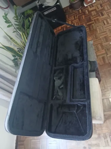 Case Gator para baixo