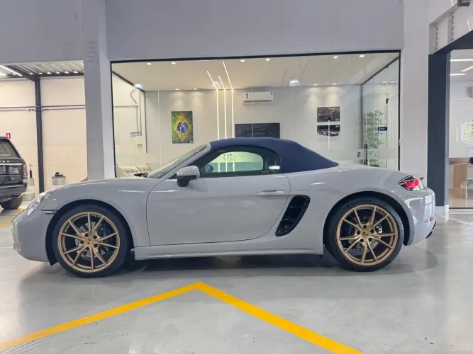 Porsche 718 Boxster 2.0 300cv 2024