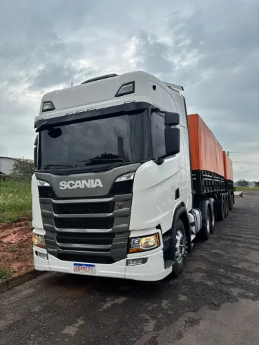 Scania R540 + Carreta Bitrem Graneleiro 6 Eixos Randon