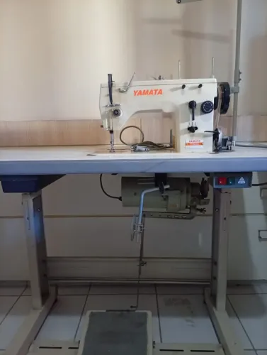 MÁQUINA DE COSTURA 20U YAMATA CONVENCIONAL