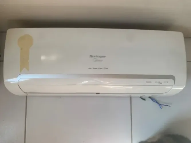 AR-CONDICIONADO MIDEA SPRINGER INVERTER 9.000 BTU