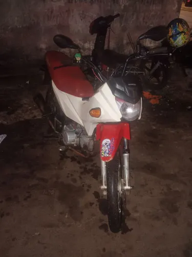 Quero botar logo pra vender aceito proposta decentes 