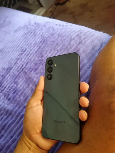 Vendo esse celular A16 de 128gb