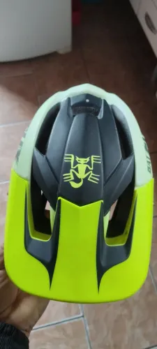 Capacete Bike MTB BatFox 56/62 Amarelo Neon - Tamanho G - Com Viseira