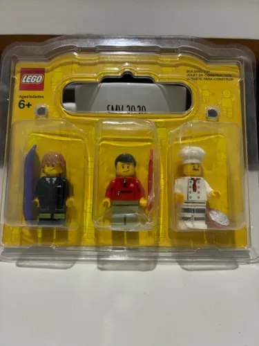 3 minifiguras lego original com acessórios na caixa !!!!